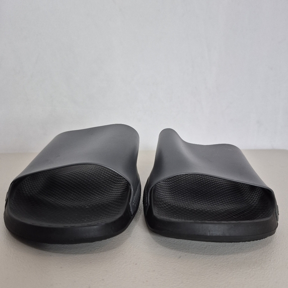 Havaianas Slip-On Flip Flop Sandal - Size 9/10W - Picture 7 of 13